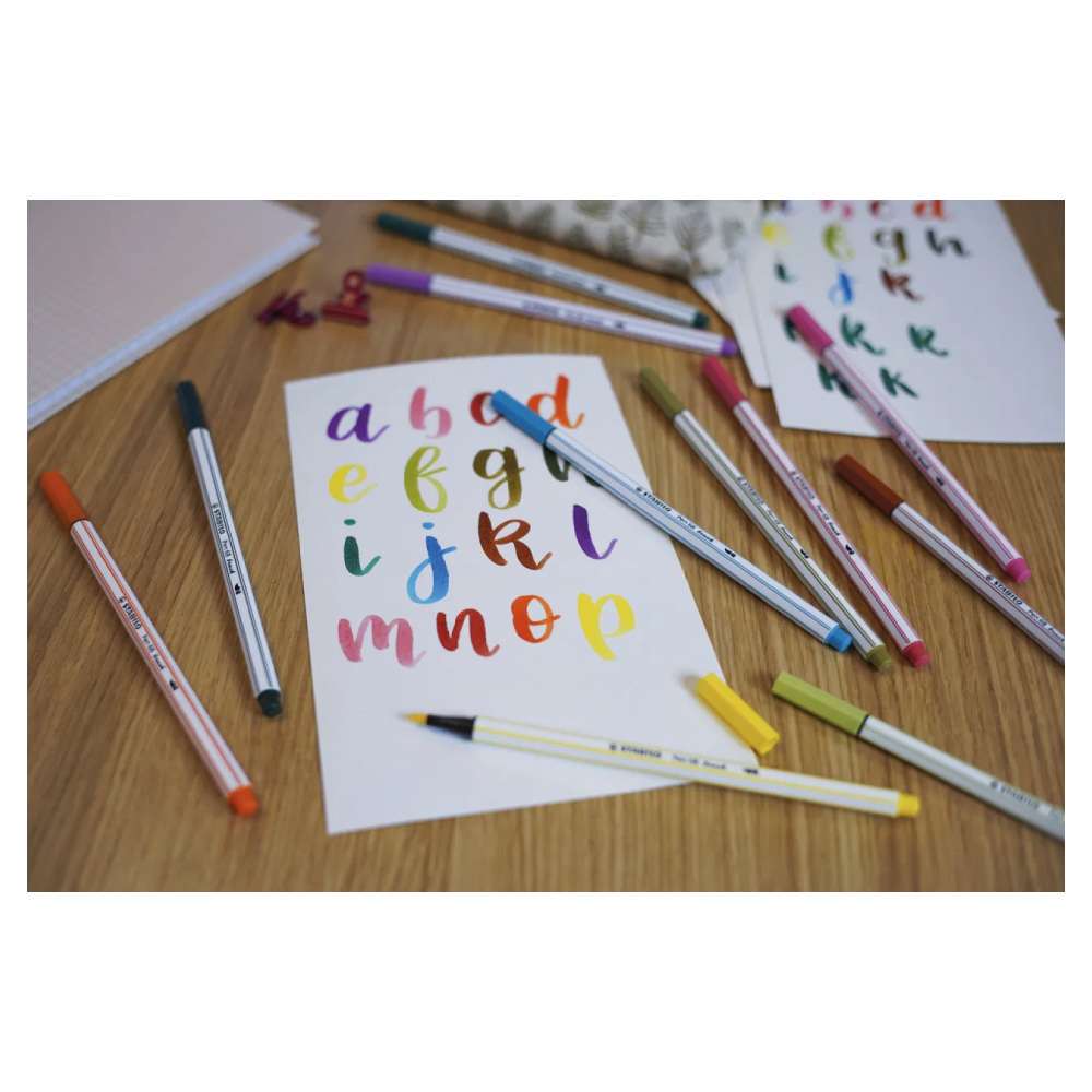 STABILO Premium-Filzstift Pen 68 brush Schreibtisch malen