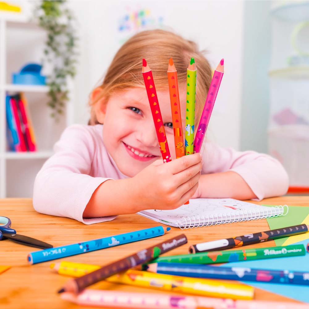 PELIKAN Schreiblernbleistift combino® - rechts- und linkshändig dreikant Mädchen malt