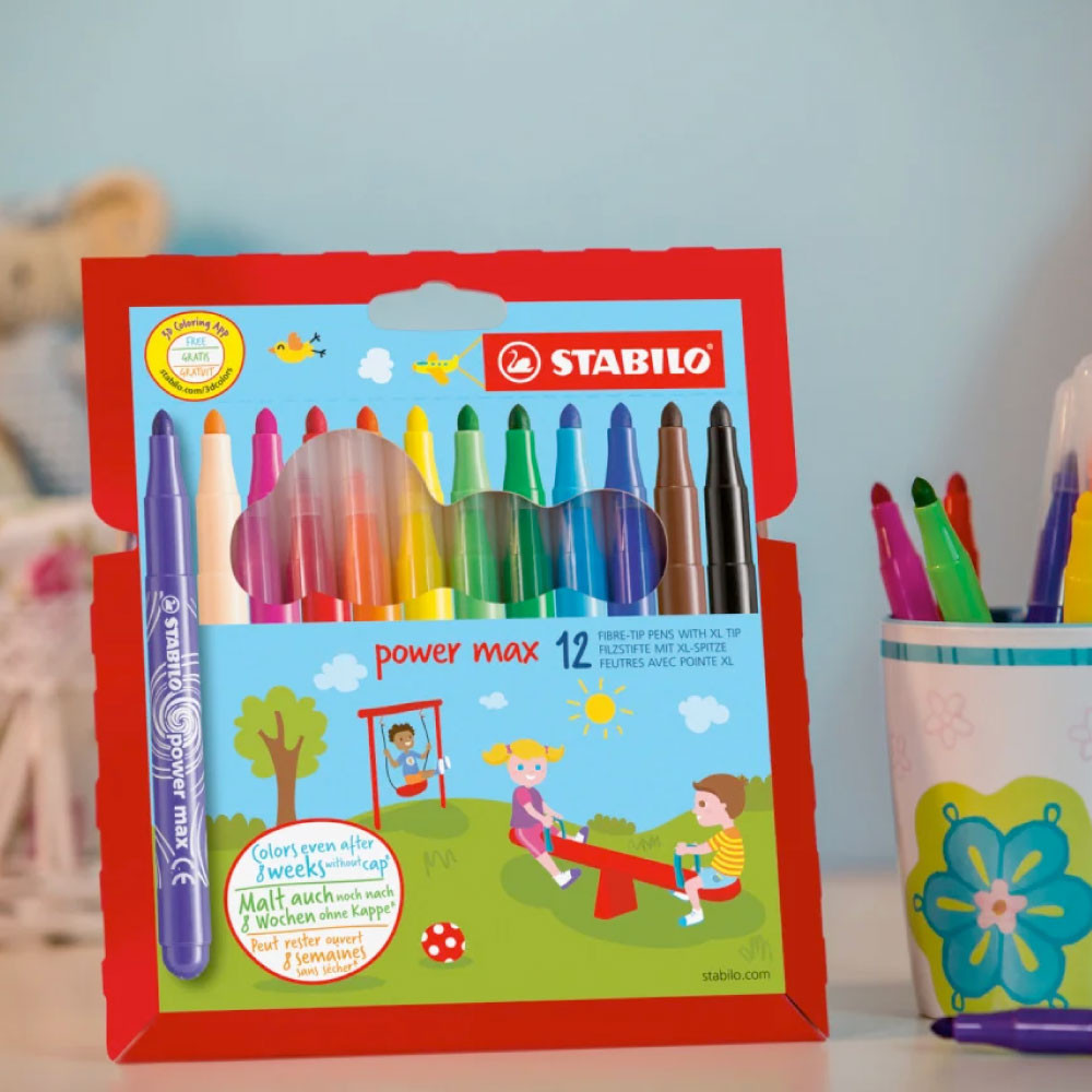 STABILO Filzstift power max auf dem Tisch