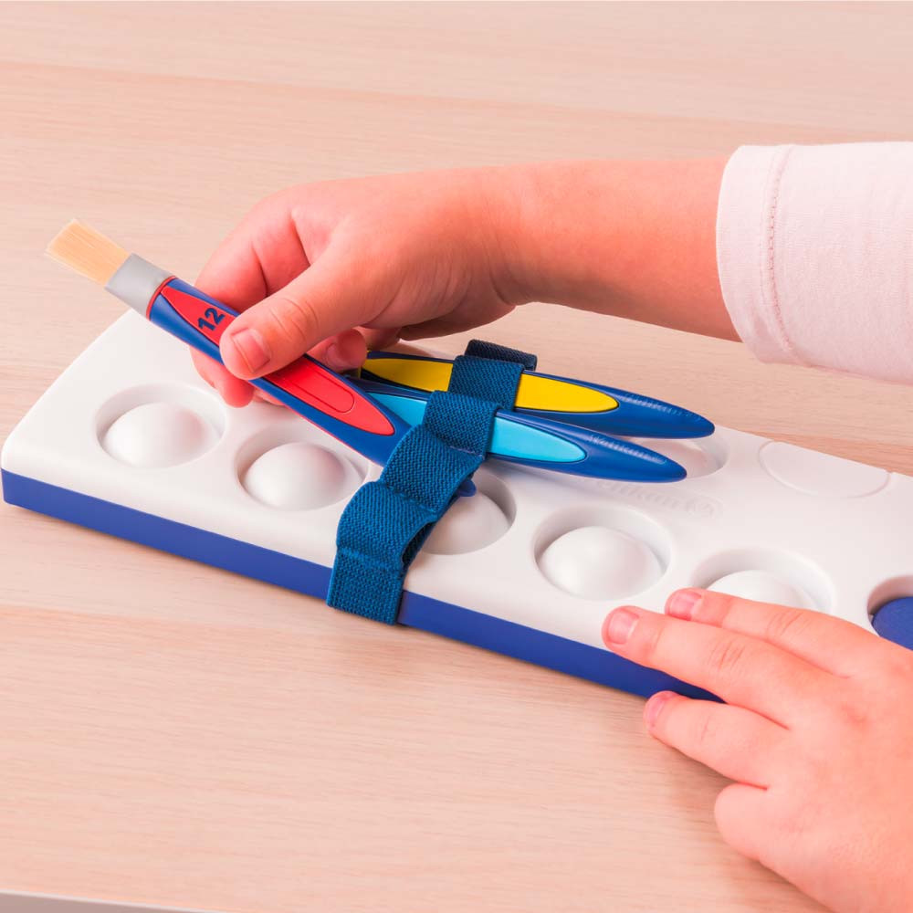 PELIKAN Pinsel griffix - Haarpinsel & Borstenpinsel mit Farbkasten befestigt