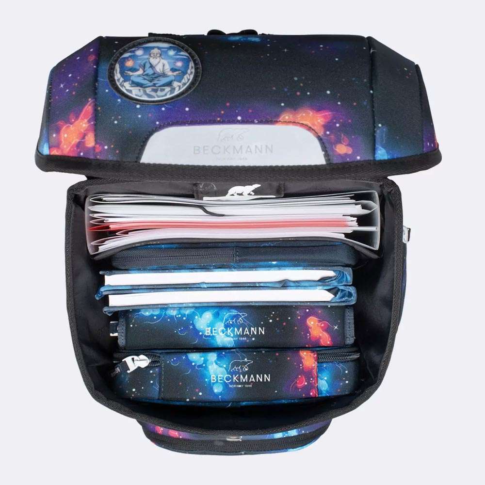 BECKMANN Schulranzen Set AIR PLUS 6 tlg - Ninja Elements oberes Fach offen gefüllt